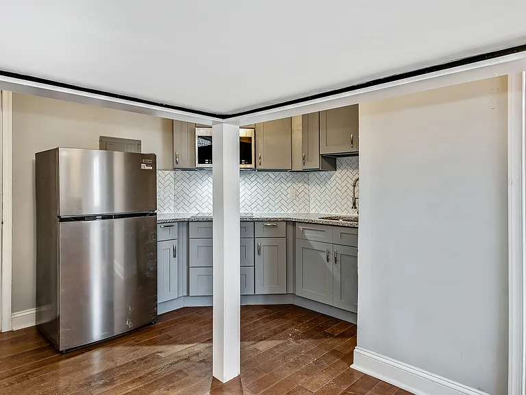 625 E Chelten Ave #3 — Photo 2