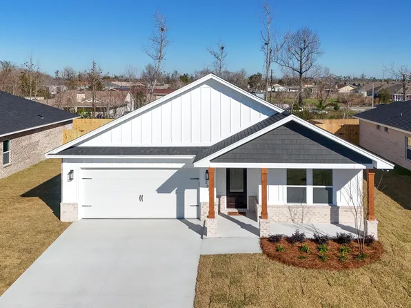 2618 Outlaws Way, Panama City, FL 32405