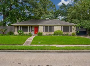 1014 E T C Jester Blvd, Houston, TX 77008