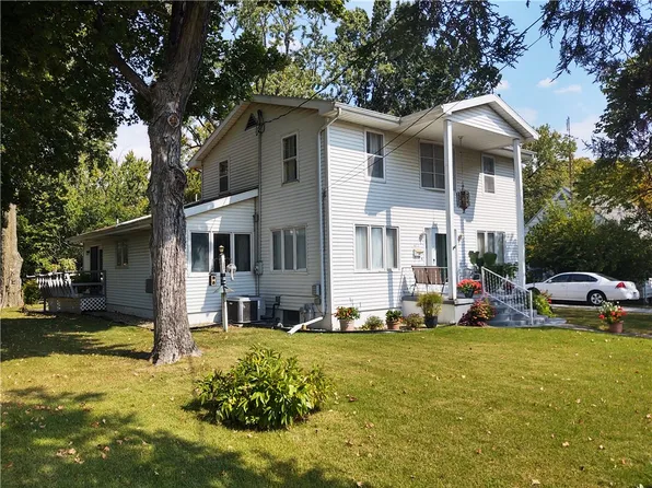 612 E Jackson St, Sullivan, IL 61951