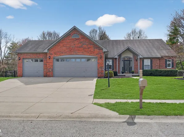 5403 Lochmere Dr, Carmel, IN 46033