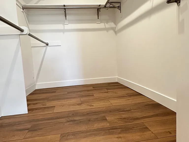 28 24th Ave #B — Photo 9