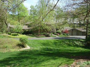 8500 Eustisfarm Ln, Cincinnati, OH 45243