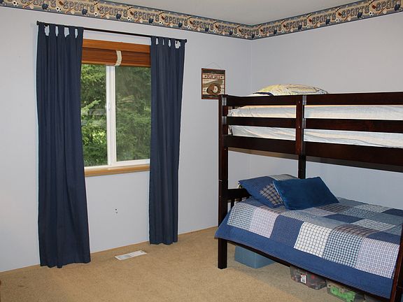 5th image of 16908 116th Avenue Ct E