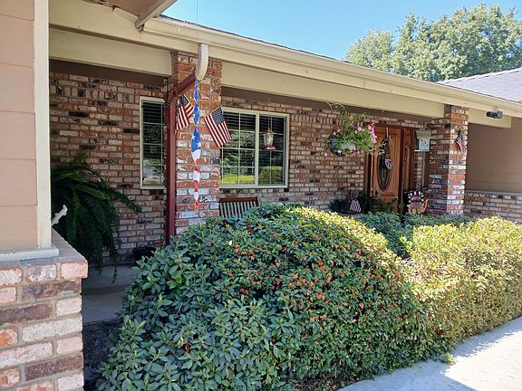 2nd image of 12537 Marlin Avenue