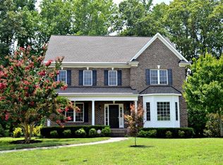 4610 Pebble Lake Dr, Pfafftown, NC 27040