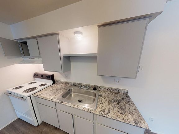 4th image of 27833 Independence St APT 204