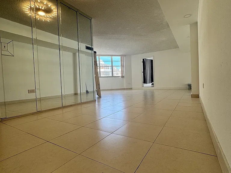 999 Brickell Bay Dr #1805 — Photo 34