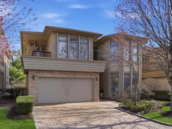 50 Holiday Pond Road, Jericho, NY 11753