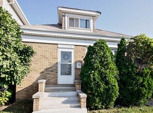 5540 W 65th St, Chicago, IL 60638