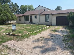 1142 6th St, Upton, WY 82730