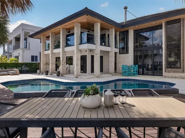 3343 NE 166th St, North Miami Beach, FL 33160