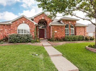 225 Woodlake Dr, Murphy, TX 75094