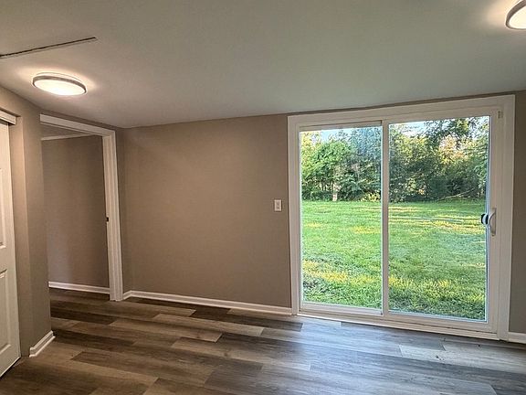 5th image of 413 Dellwood Ave