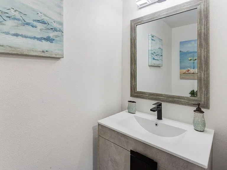 5875 Ettersberg Dr — Photo 16