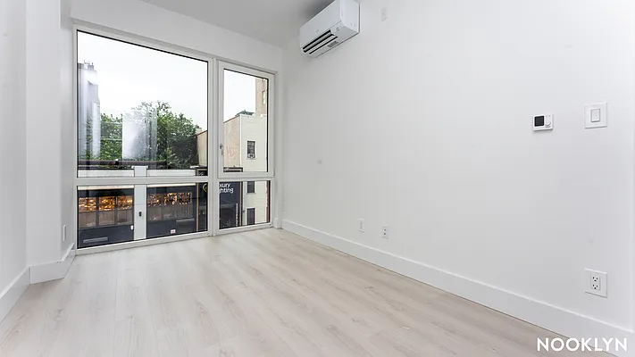 Rented by Nooklyn NYC LLC | media 43