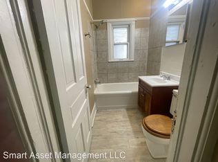 1327 S 17th St, Milwaukee, WI 53204