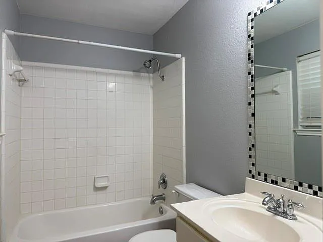 210 Fistral Dr — Photo 12