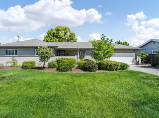 217 W Robinhood Dr, Stockton, CA