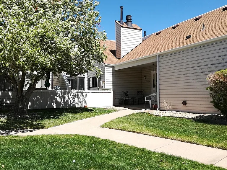 2690 S Xanadu Way — Photo 26