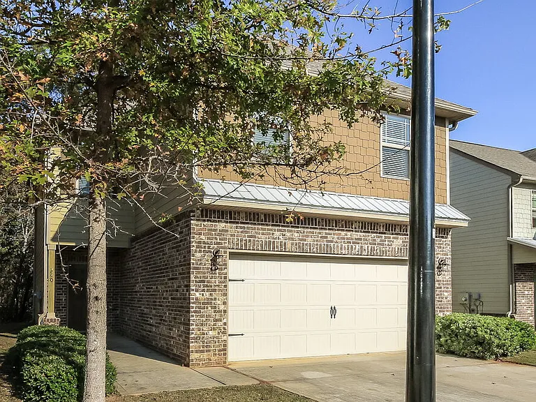 340 Concord Ter — Photo 4