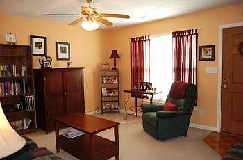 4th image of 111 Mulberry Cir