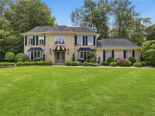 164 Crestwood Ln, Williamsville, NY 14221