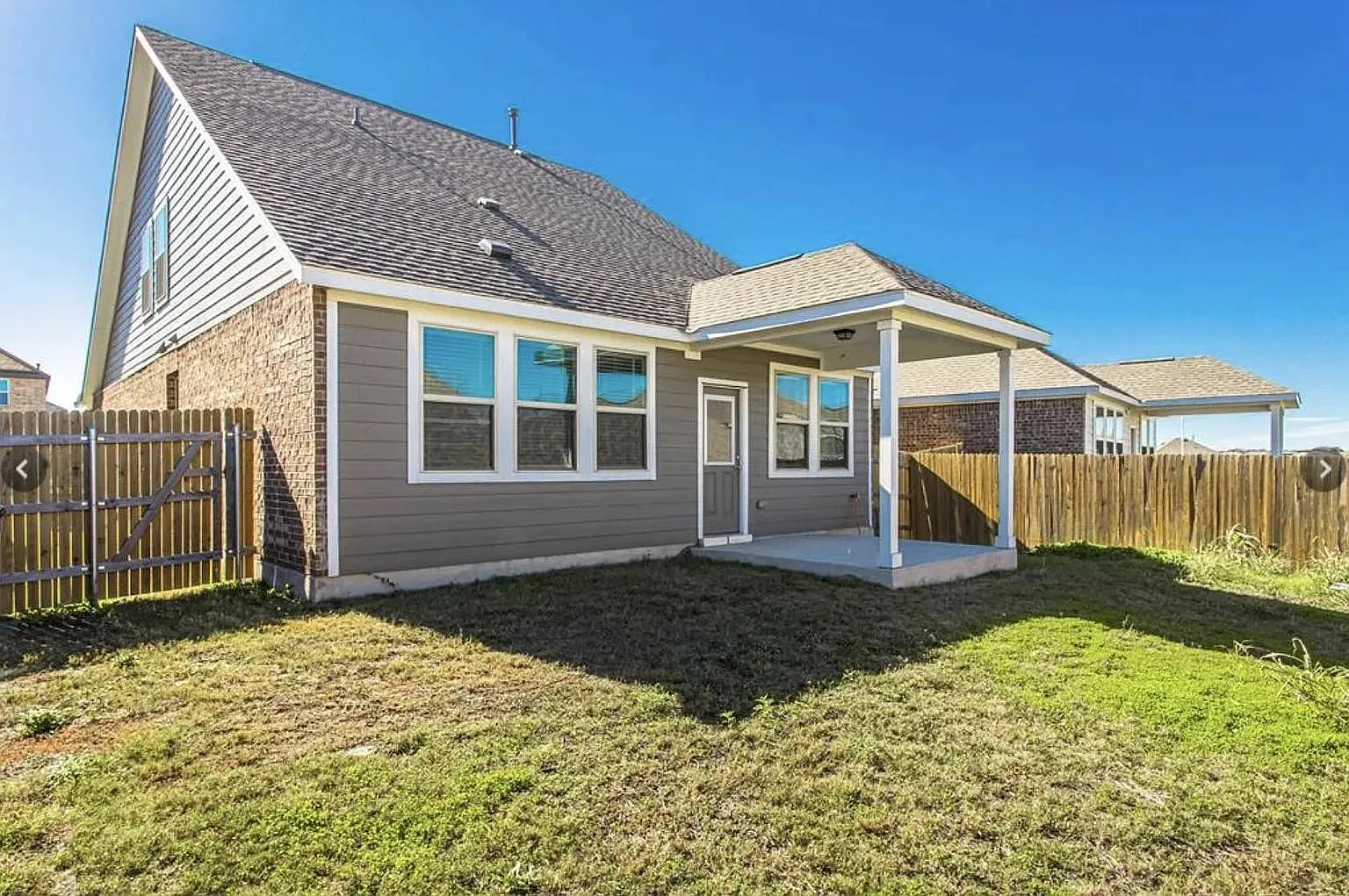3 bed, 2.5 bath, 1864 sqft, $2,690 — Photo 3