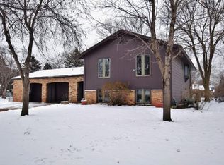 2600 106th Ln NW, Coon Rapids, MN 55433