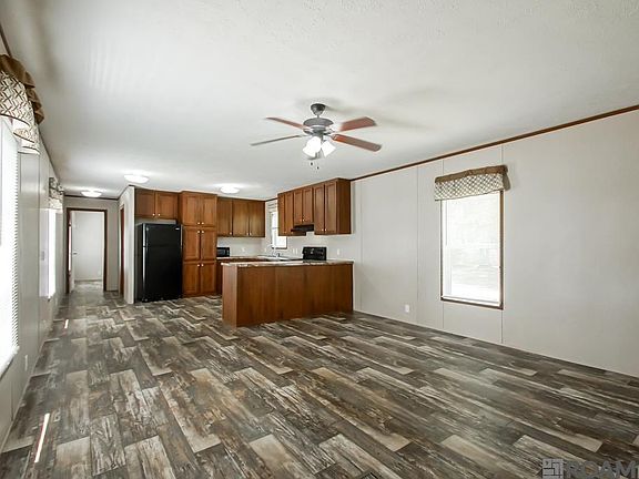 3rd image of 30780 Weiss Rd