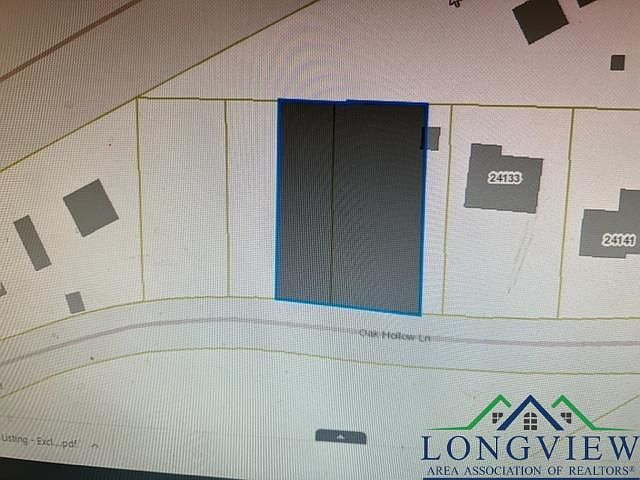 2nd image of 2 Oak St