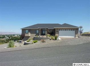 2755 27th St, Clarkston, WA 99403