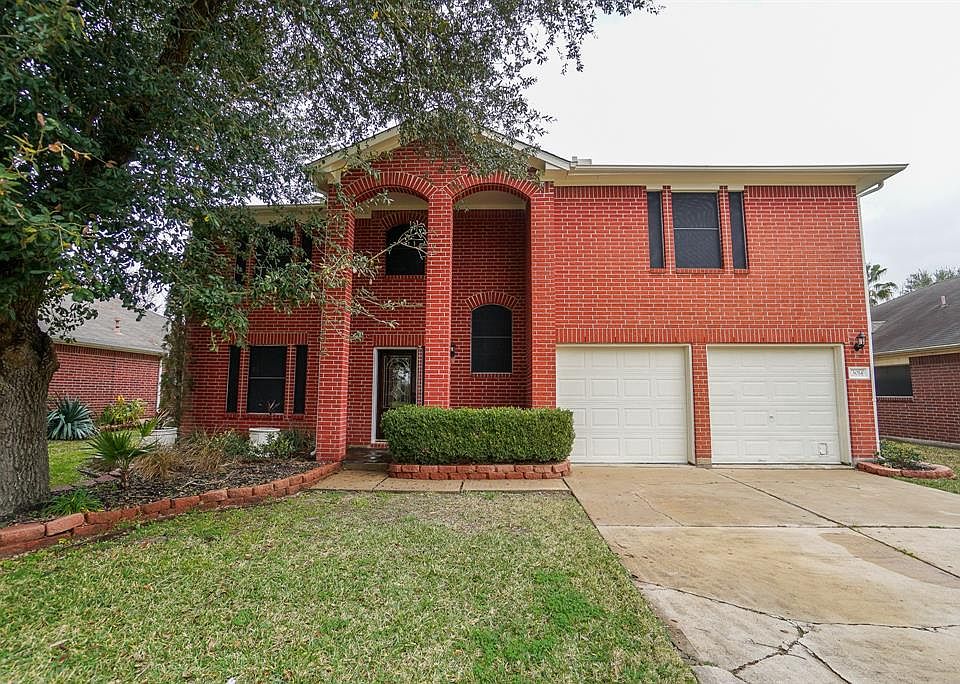1st image of 3014 Texas Oak Dr