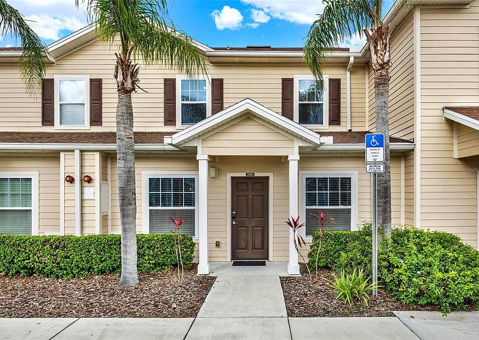 1st image of 3204 Gold Ln