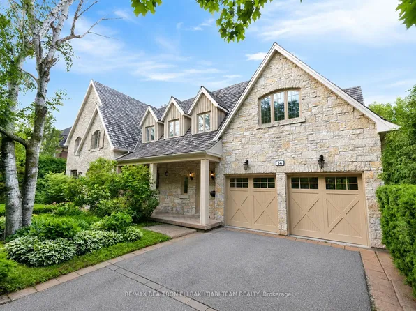 14 Saint Margarets Dr, Toronto, ON M4N 3E5