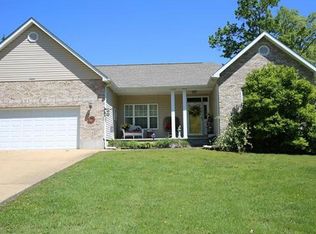 1606 Barry Pl, De Soto, MO 63020
