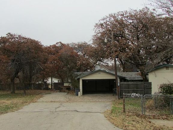 5th image of 1901 Ravenwood Dr