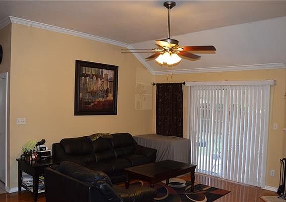 4th image of 2500 John Dr