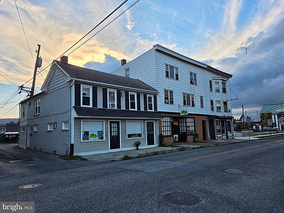 4th image of 18-20 S Market St