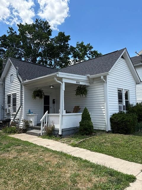1st image of 684 Vine St