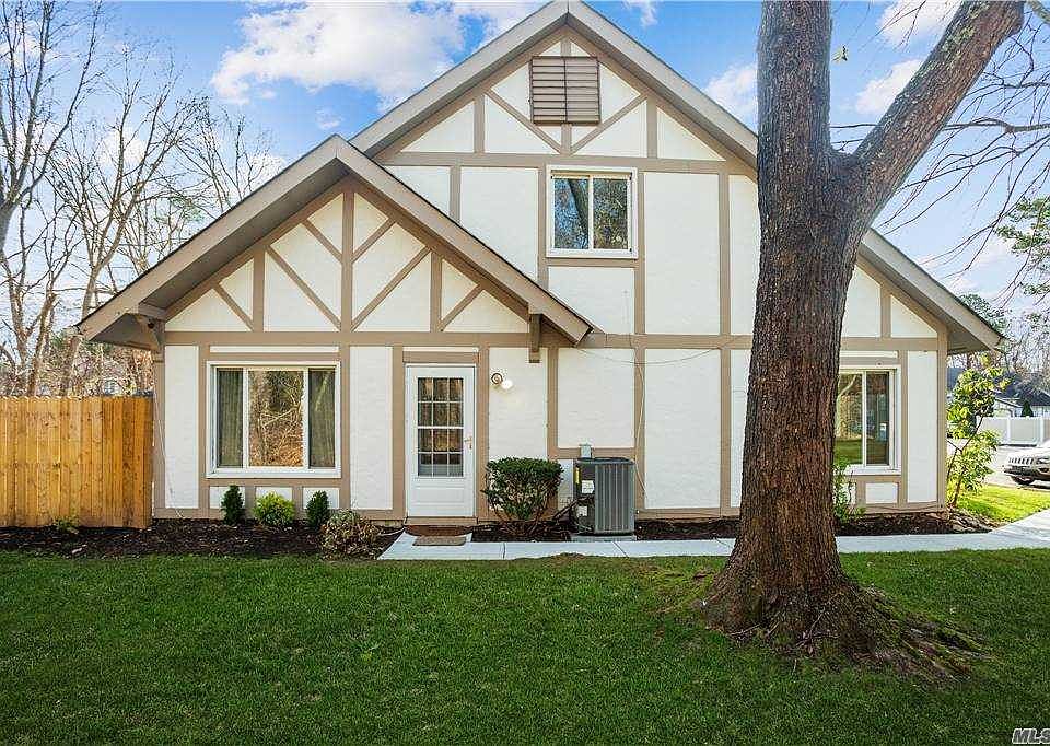 1st image of 163 Eagle Hill Ct