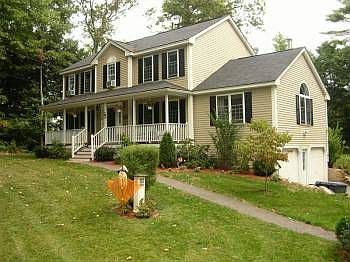 1st image of 10 Birchwood Dr