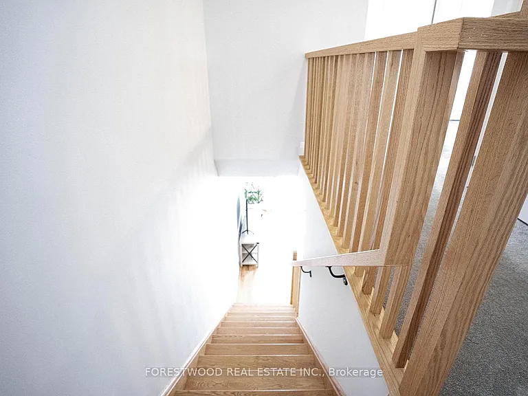 53 Humberstone Dr — Photo 27