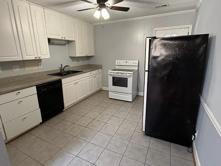 1416 Old Lystra Rd #3 — Photo 1
