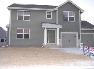 1740 SE Florence Dr, Waukee, IA 50263