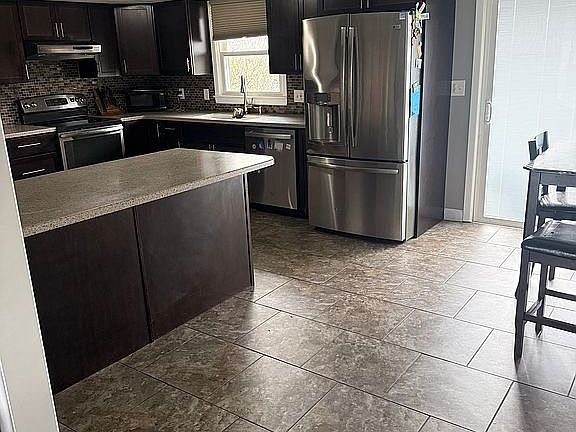 2nd image of 812 Giesler Rd