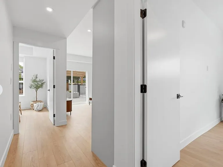 15638 24th Ave #209 — Photo 3
