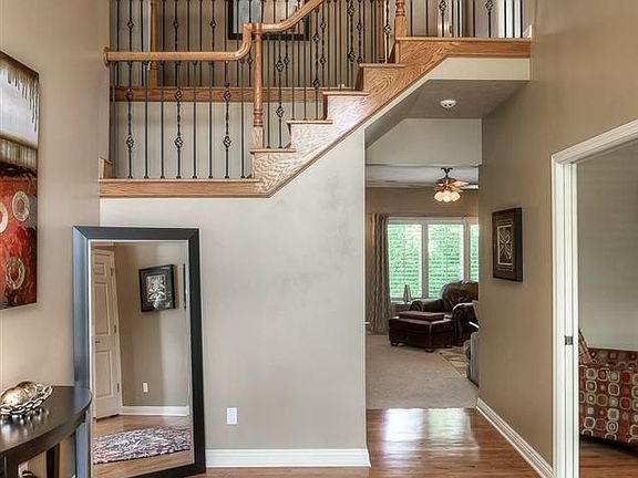 4th image of 2805 N 160th Ave