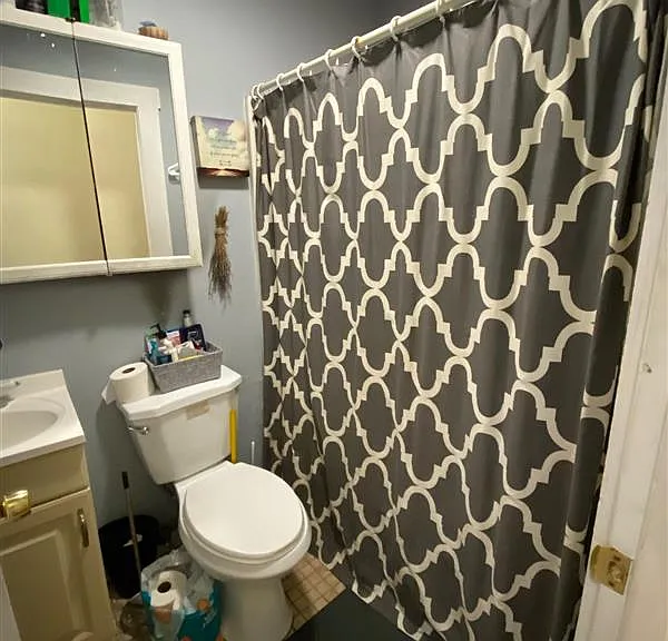 1204 Cambridge St #1 — Photo 5