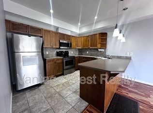 2120 Shannon Ridge Dr UNIT 210, West Kelowna, BC V4T2Z3